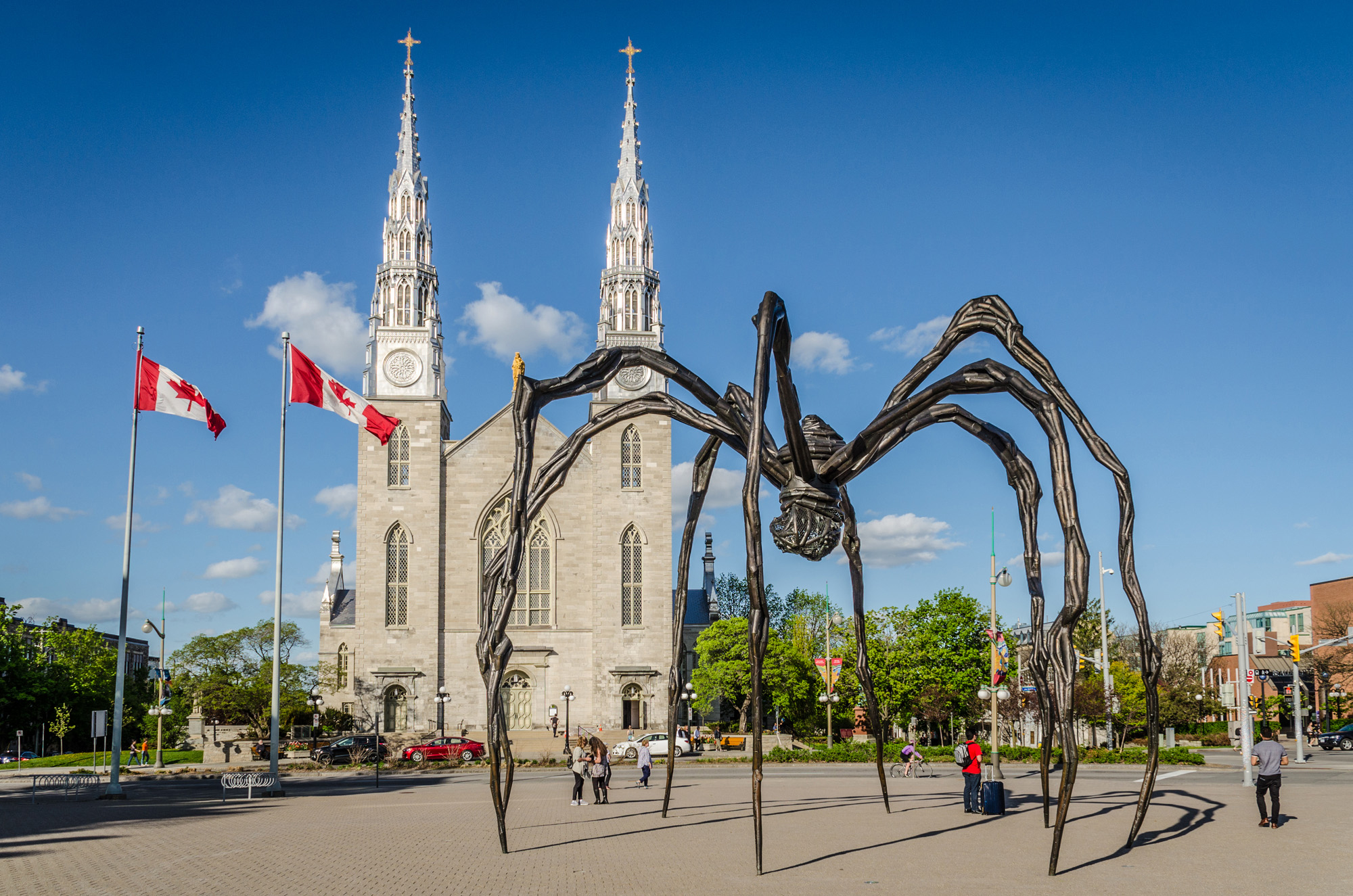 Die Maman Skulptur in Ottawa