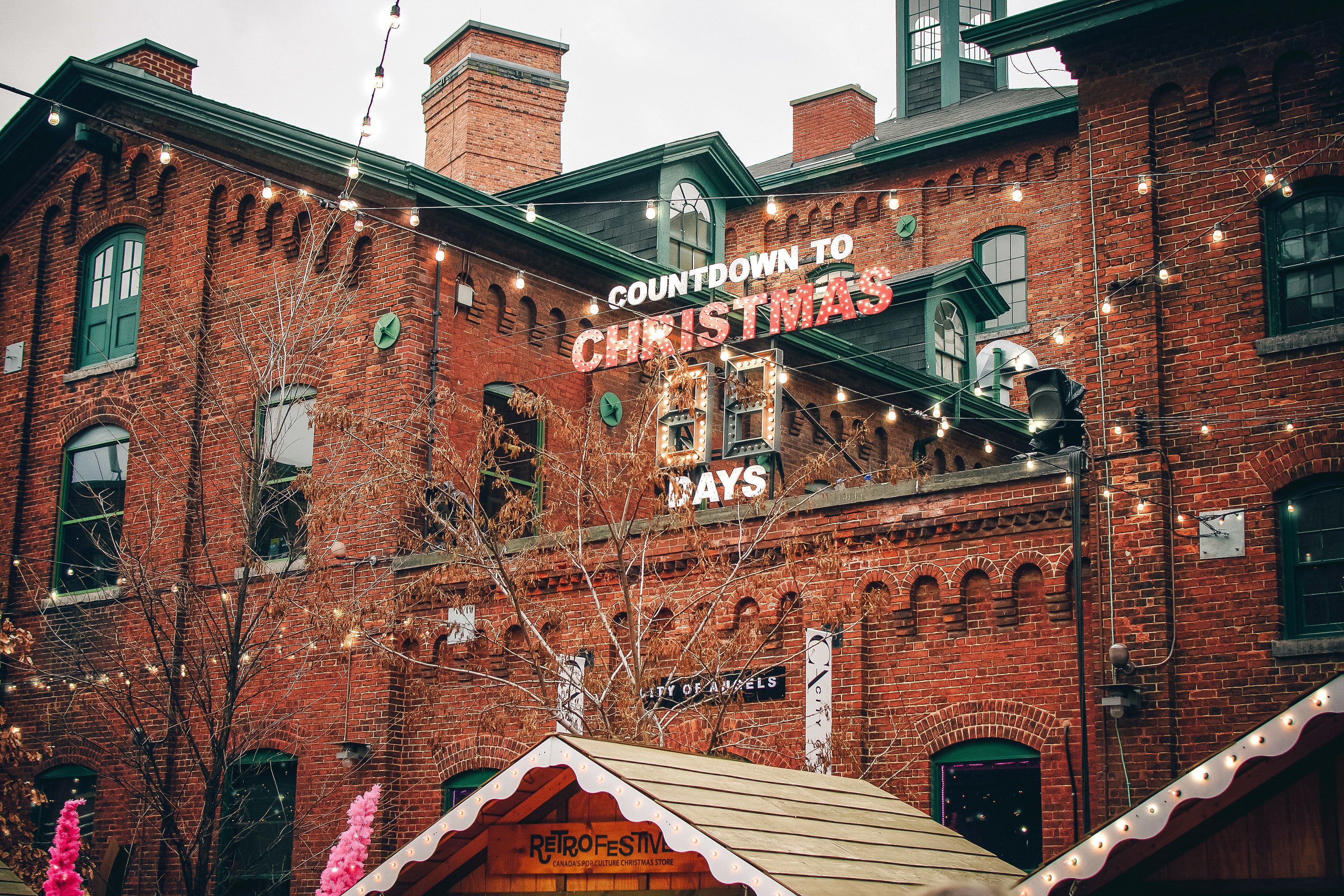 Der Countdown bis Weihnachten am Weihnachtsmarkt von Toronto