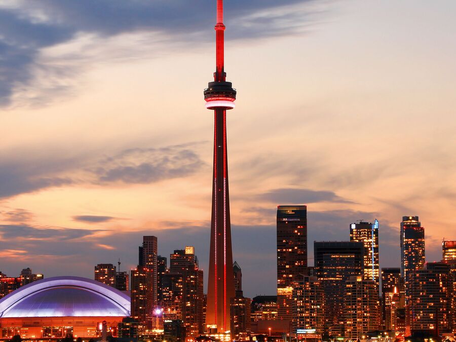 Die Skyline Torontos am Abend