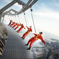 regionen/kanada/ontario/toronto/toronto-skywalk-cn-tower.cr2700x2698-446x0 regionen/kanada/ontario/toronto/toronto-skywalk-cn-tower.cr2700x2698-446x0