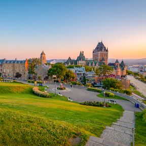 Panorama der Altstadt Quebec bei Tagesanbruch