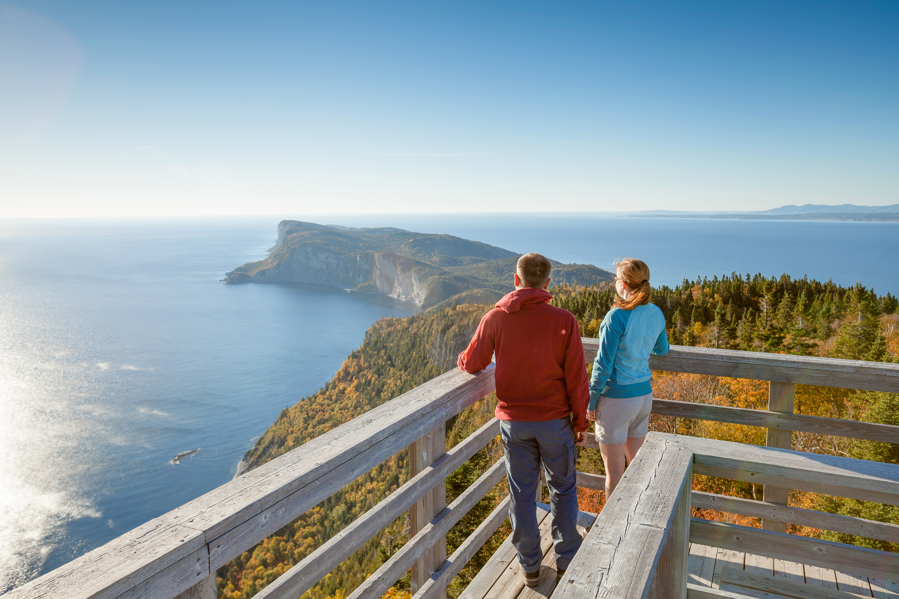 Eine Wanderung zum Mont-St-Alban Aussichtsturm im Forillon National Park in Québec lohnt sich