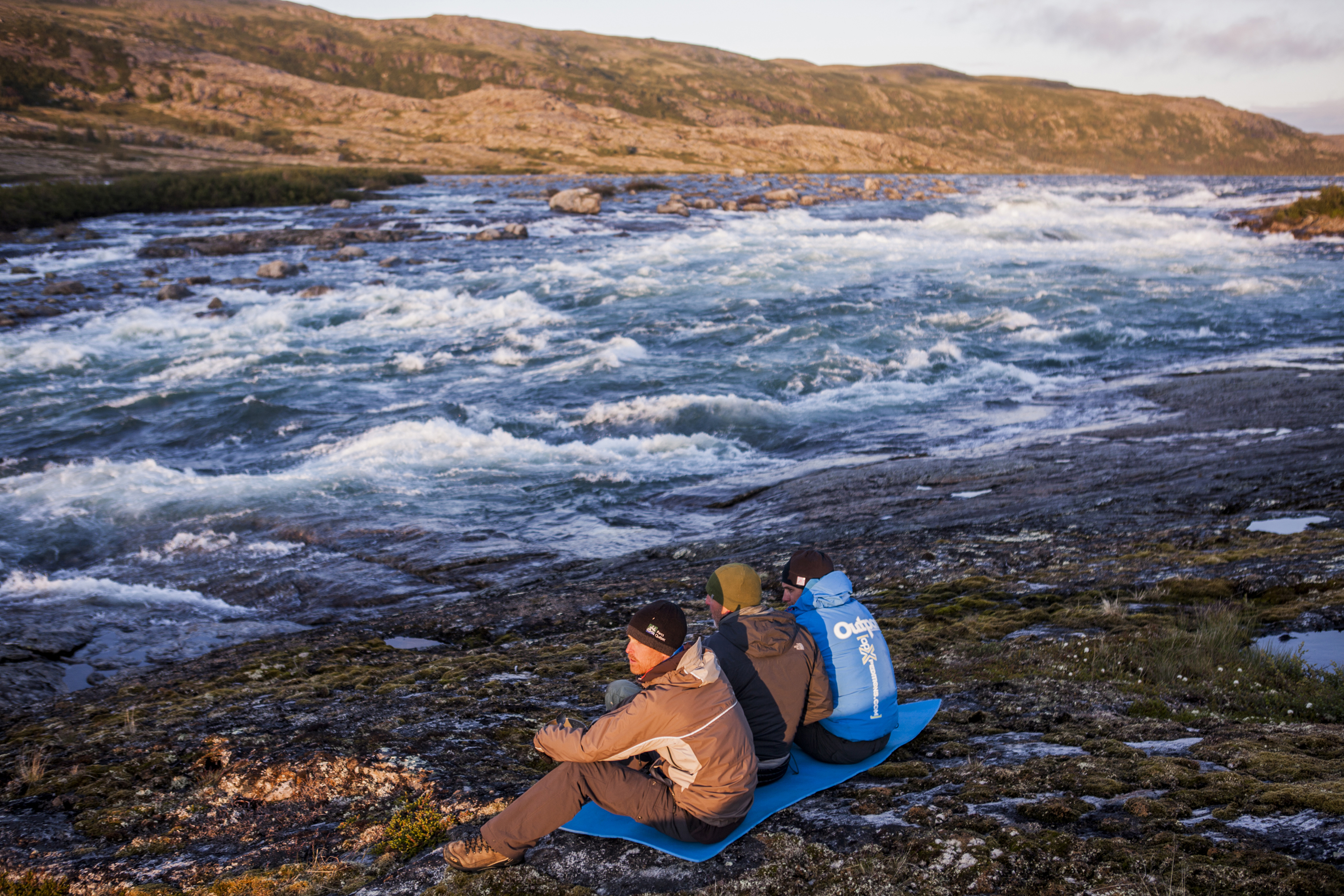 Pause bei einer Wanderung durch den Parc National Kuururjuaq in Nunavik in Quebéc