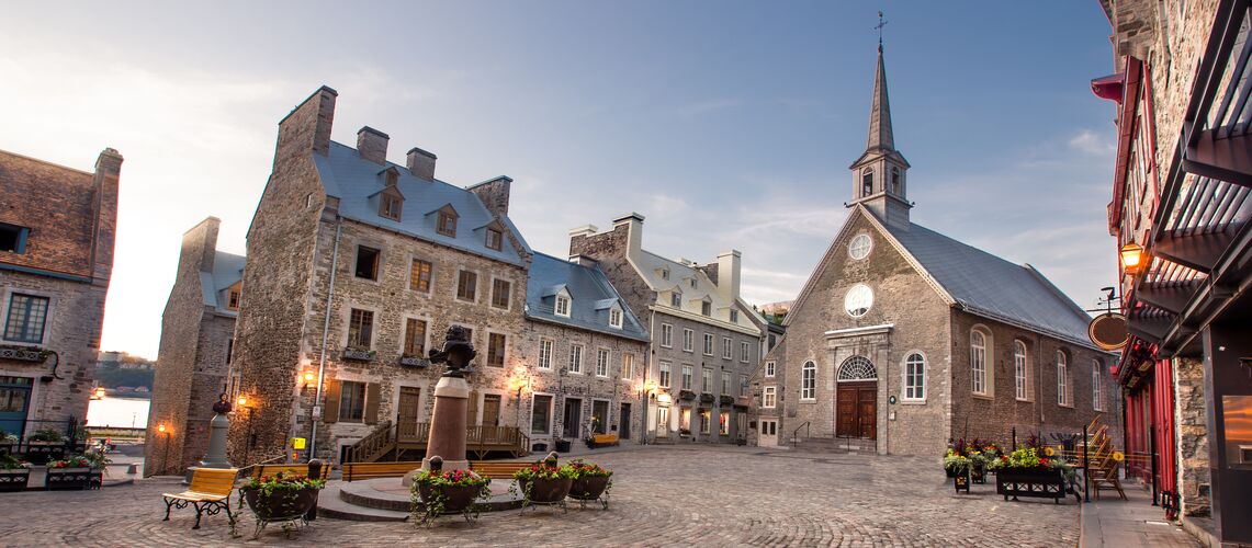 Die Kirche Notre-Dame-des-Victoires am Place Royale des UNESCO Weltkulturerbe Petit Champlain District in Quebec City, Quebec