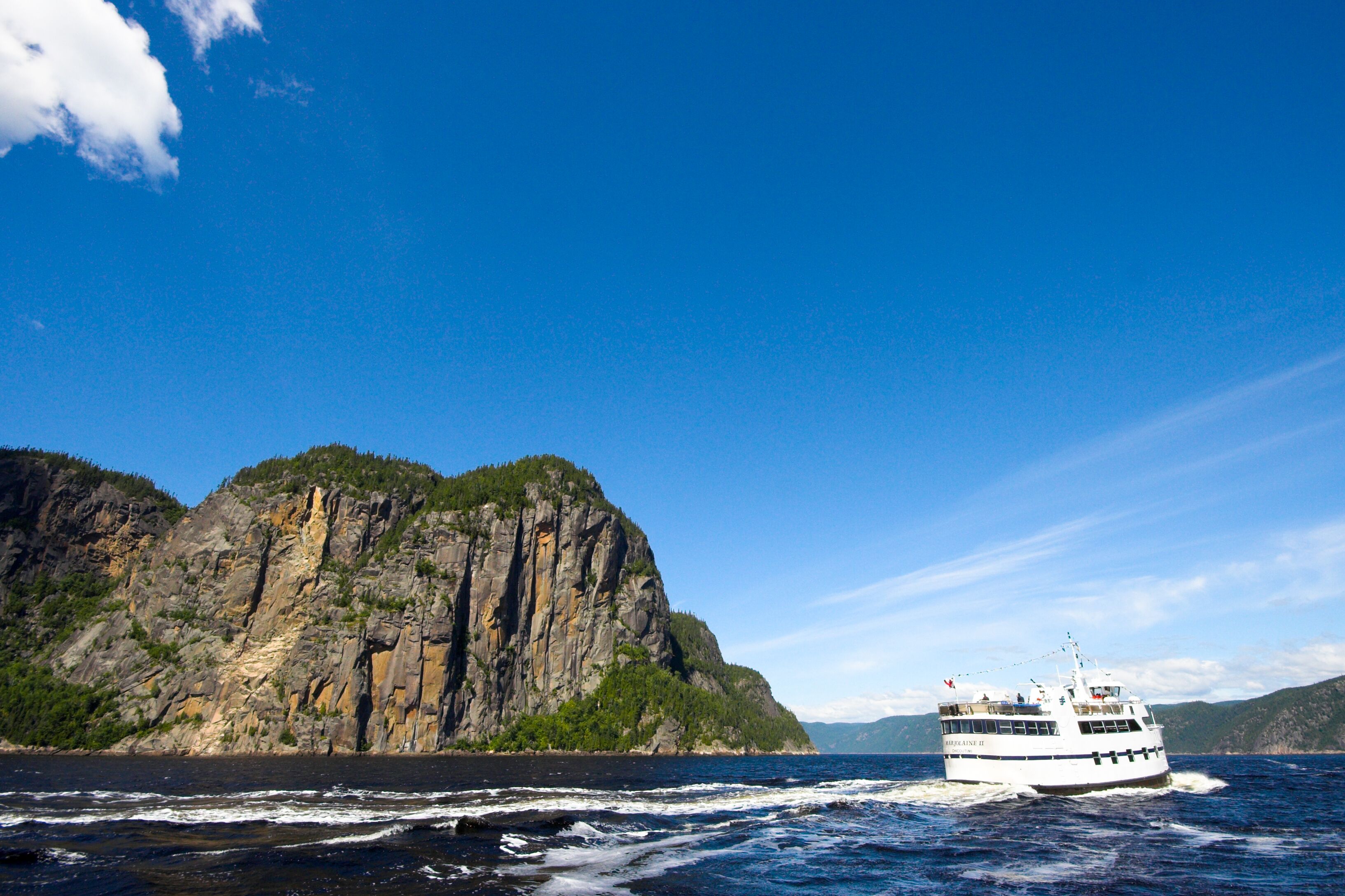 Fähre auf dem Fjord-du-Saguenay