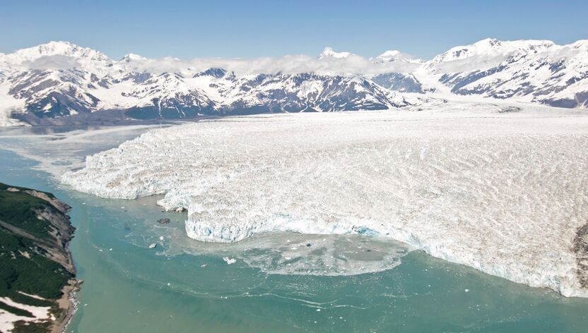 Blick ueber den Hubbard-Gletscher