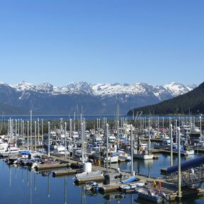 Boote im Hafen von Haines, Alaska