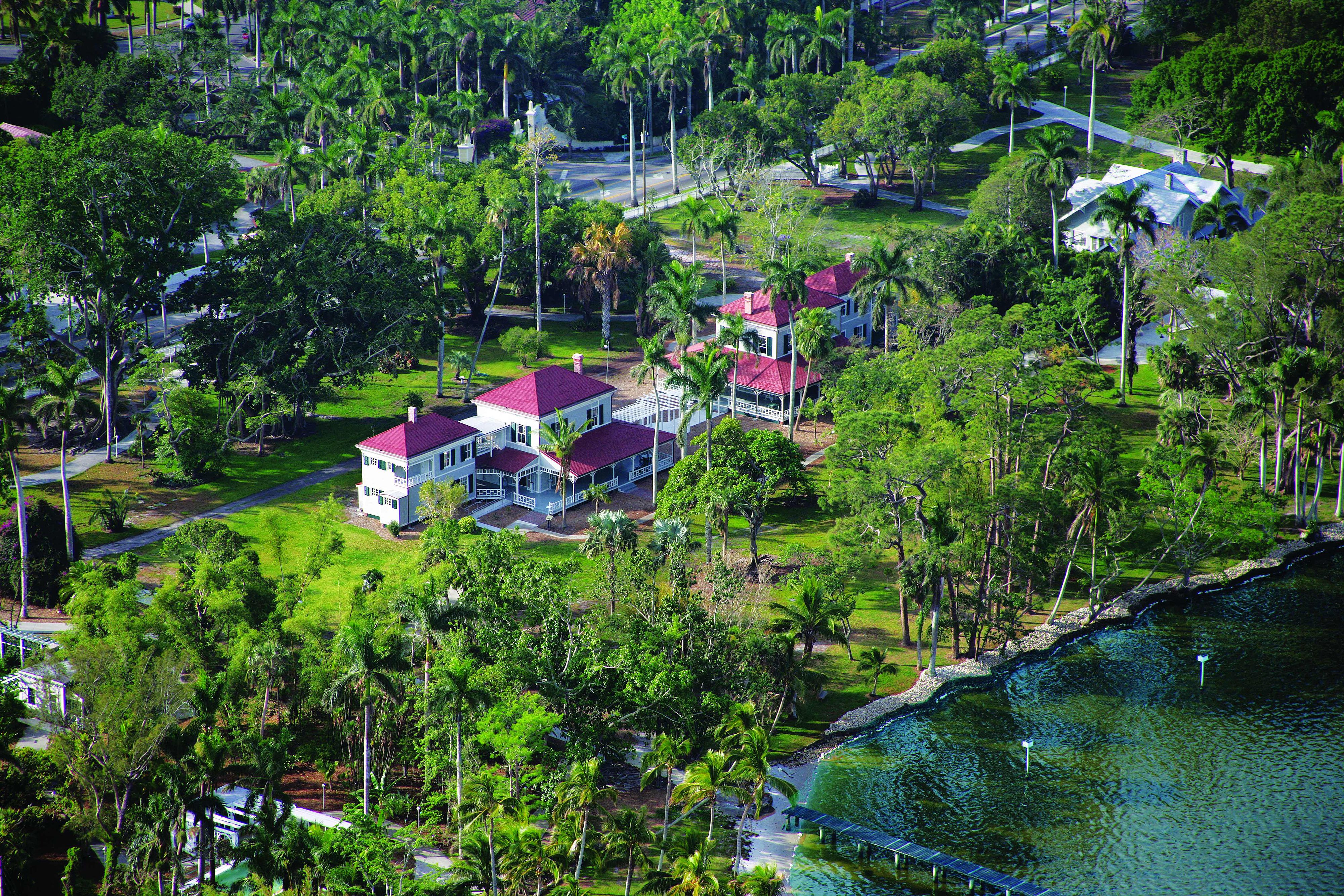 Die Edison and Ford Winter Estates Sehenswürdigkeit aus der Vogelperspektive in Fort Myers