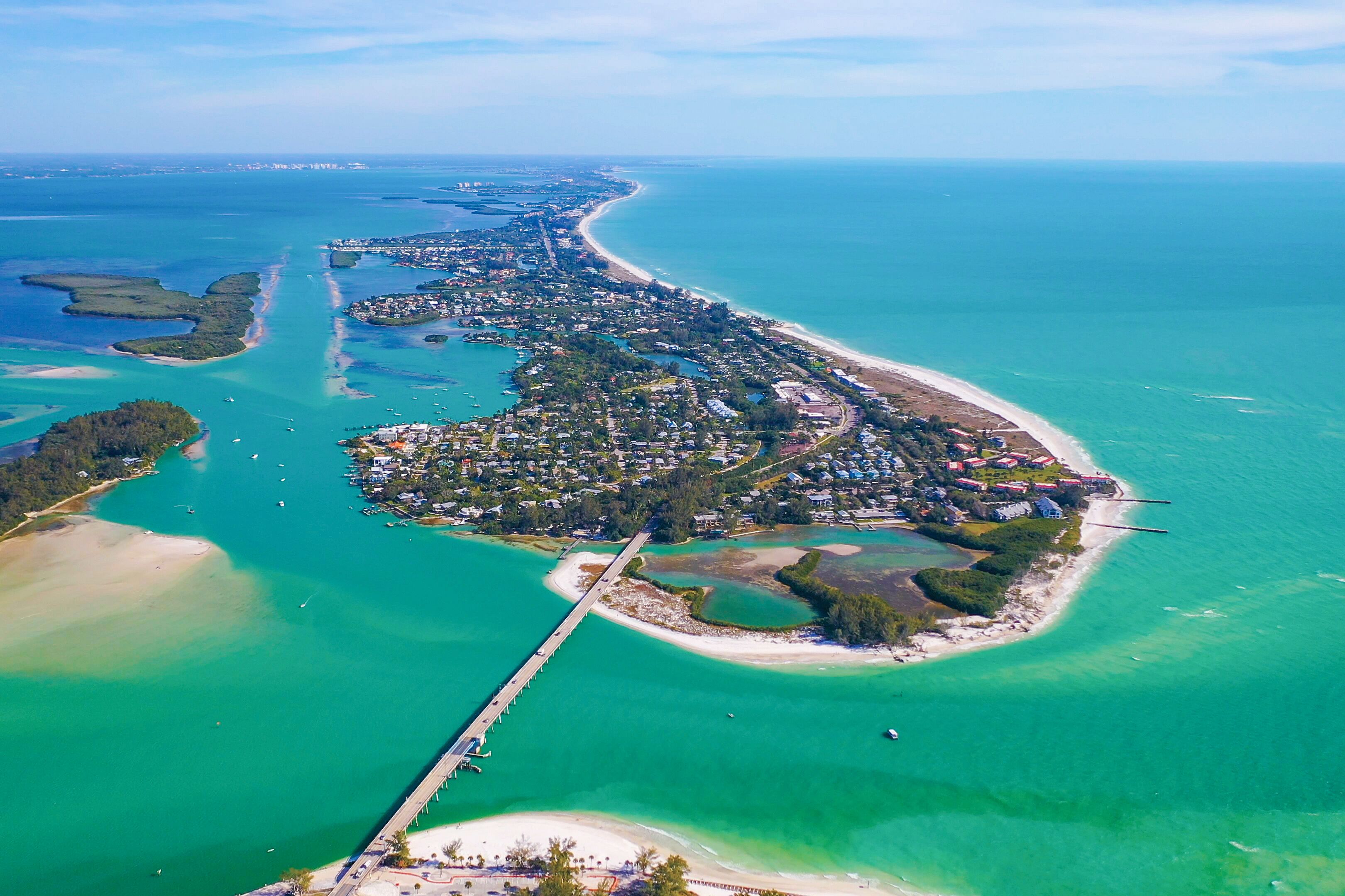 Impressionen der Longboat Pass Bridge zwischen Anna Maria Island und Longboat Key in Florida