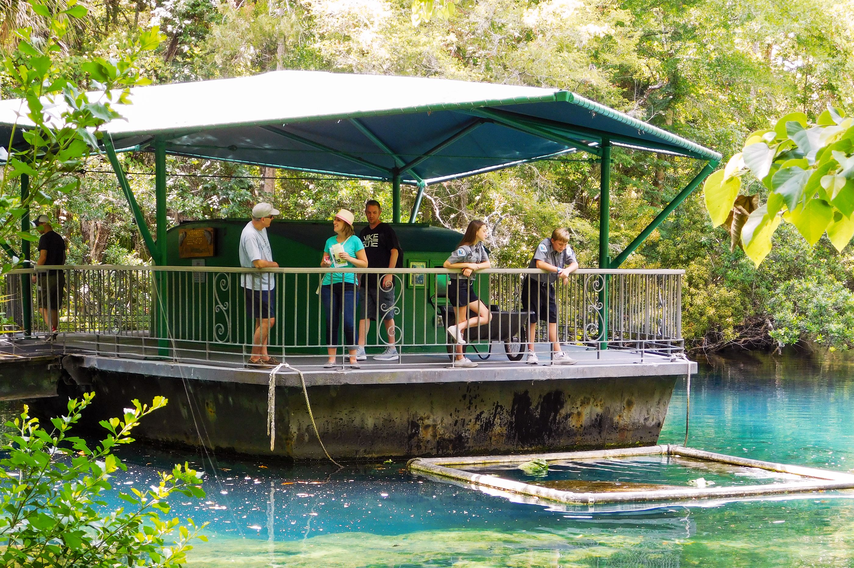 Das Fishbowl Underwater Observatory im Homosassa Springs Wildlife State Park in Florida