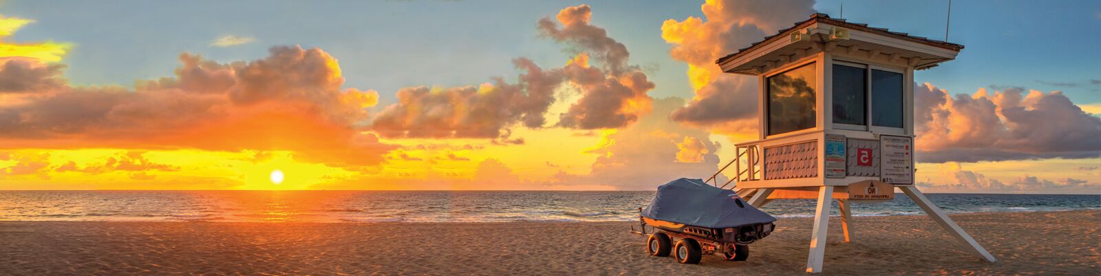 Eine Wasserrettungsstation am Strand von Fort Lauderdale