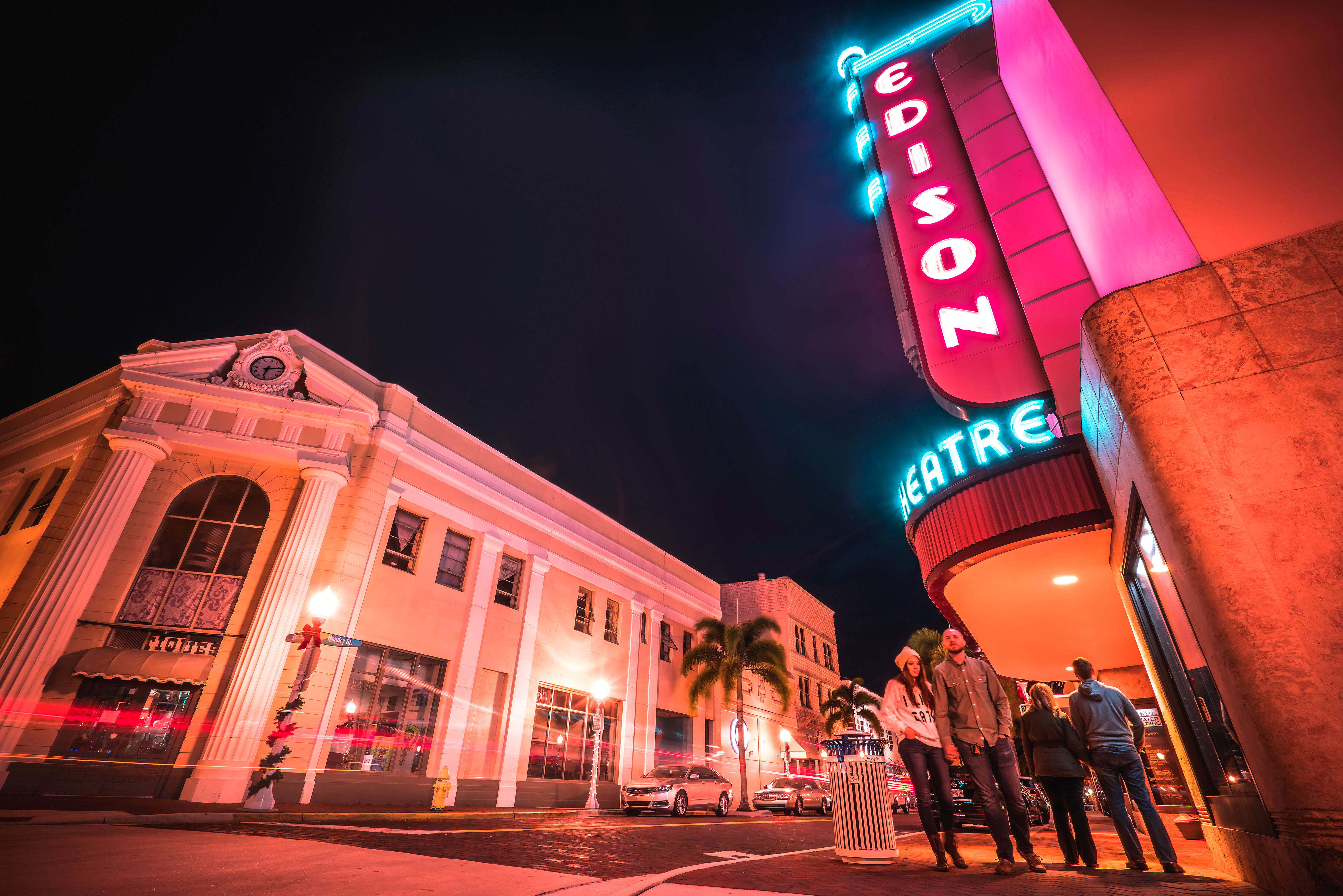 Blick auf das Edison Theater in Fort Myers, Florida