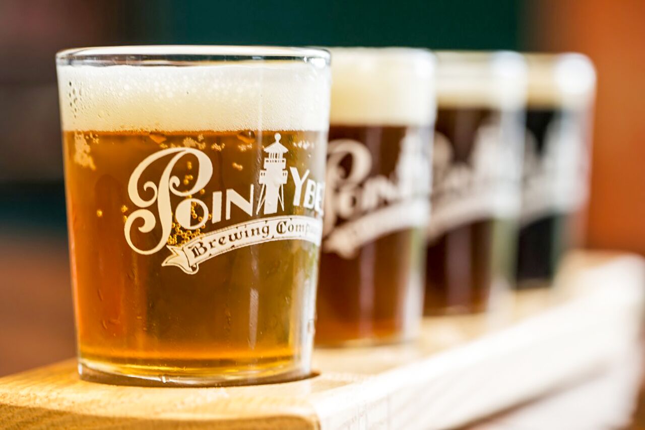 Eine Bierverkostung im Point Ybel in Fort Myers