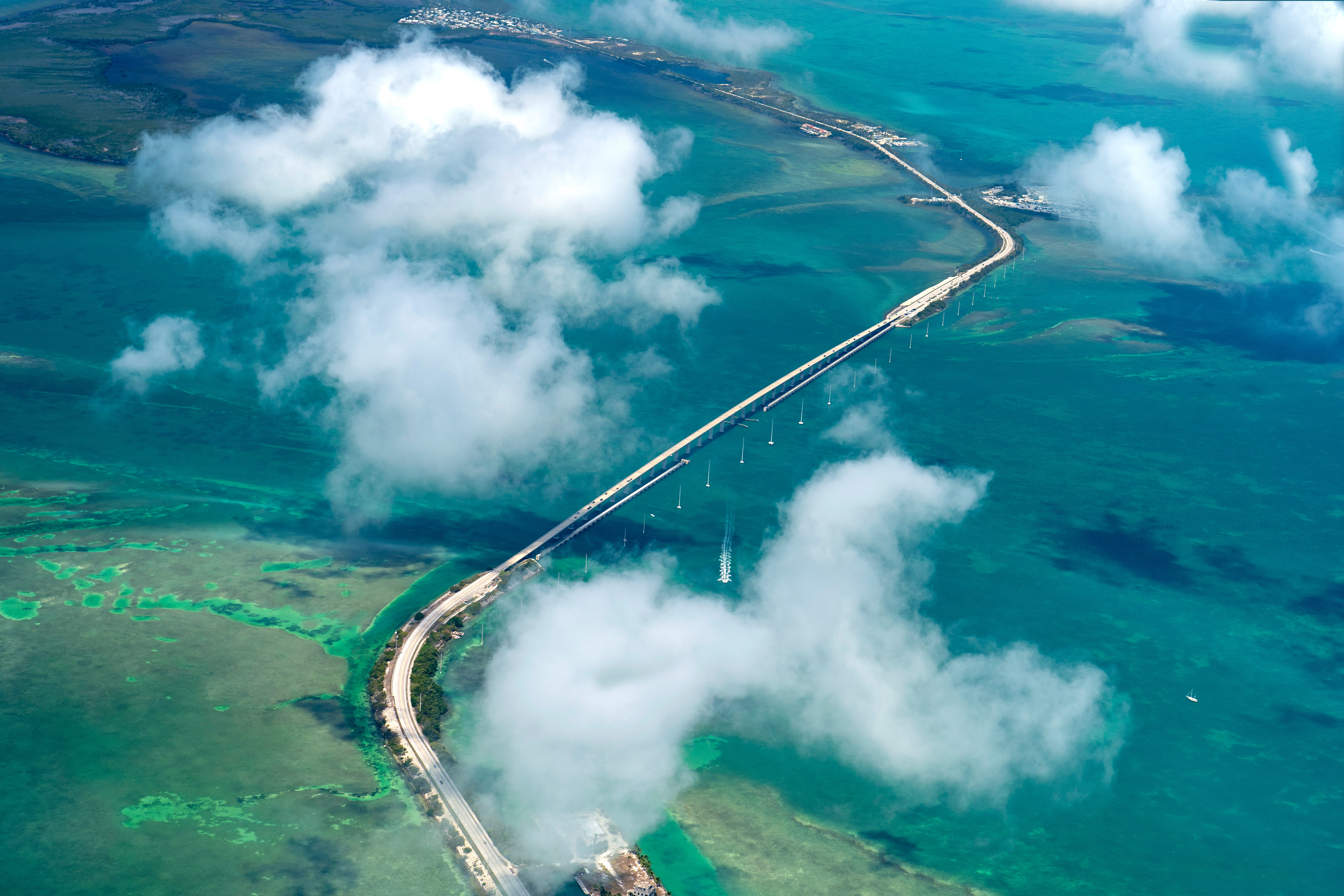 Blick auf die Channel 5 Bridge