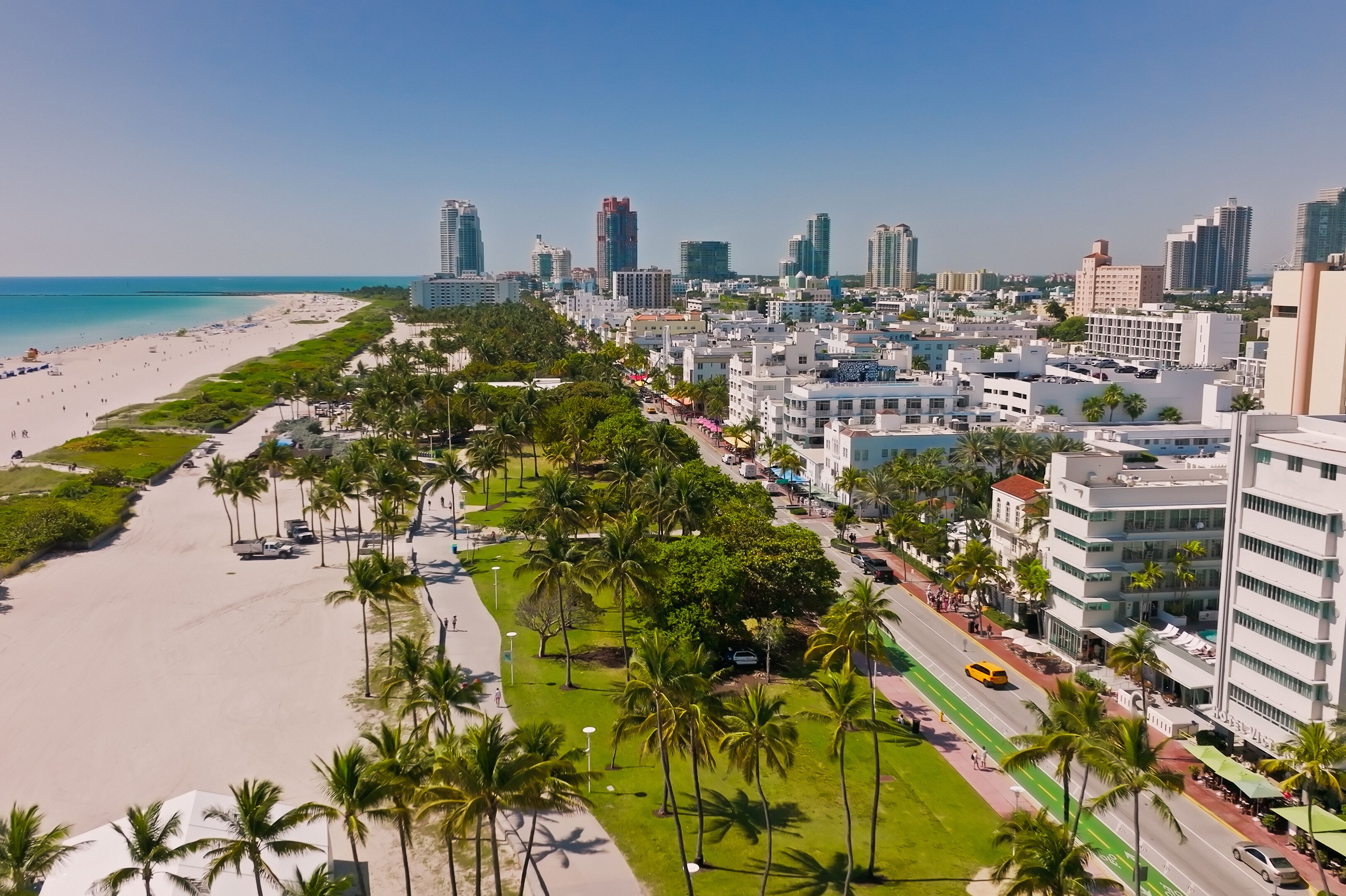 Luftaufnahme des Ocean Drive in Miami Beach