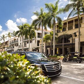 Unterwegs auf der Fifth Avenue South in Naples