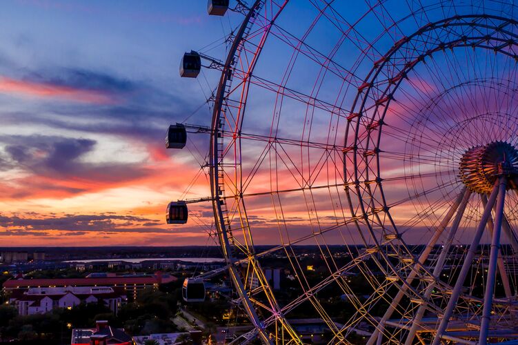 The Wheel im Abendrot