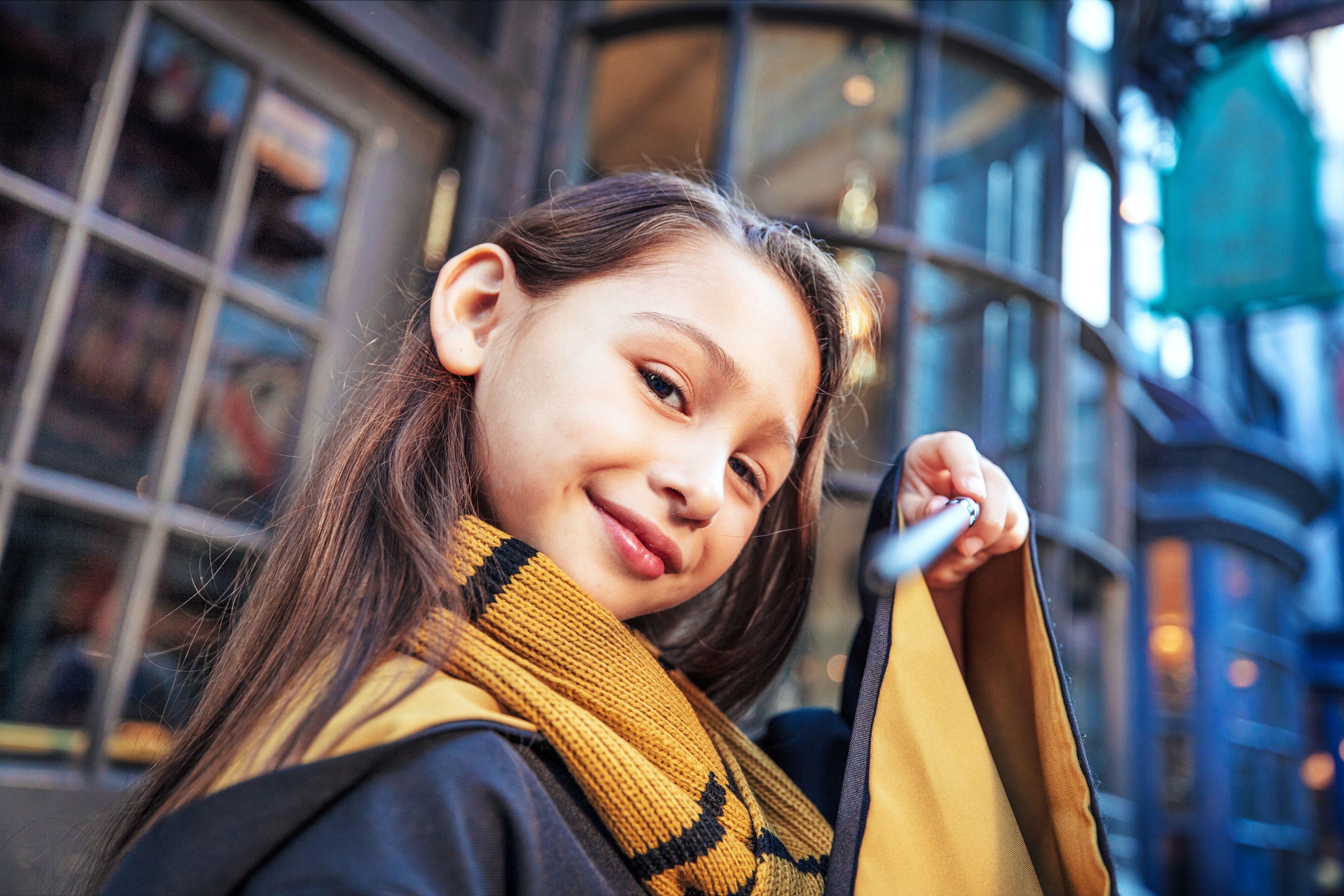 Mädchen mit Harry Potter Verkleidung in den Universal Studios Florida