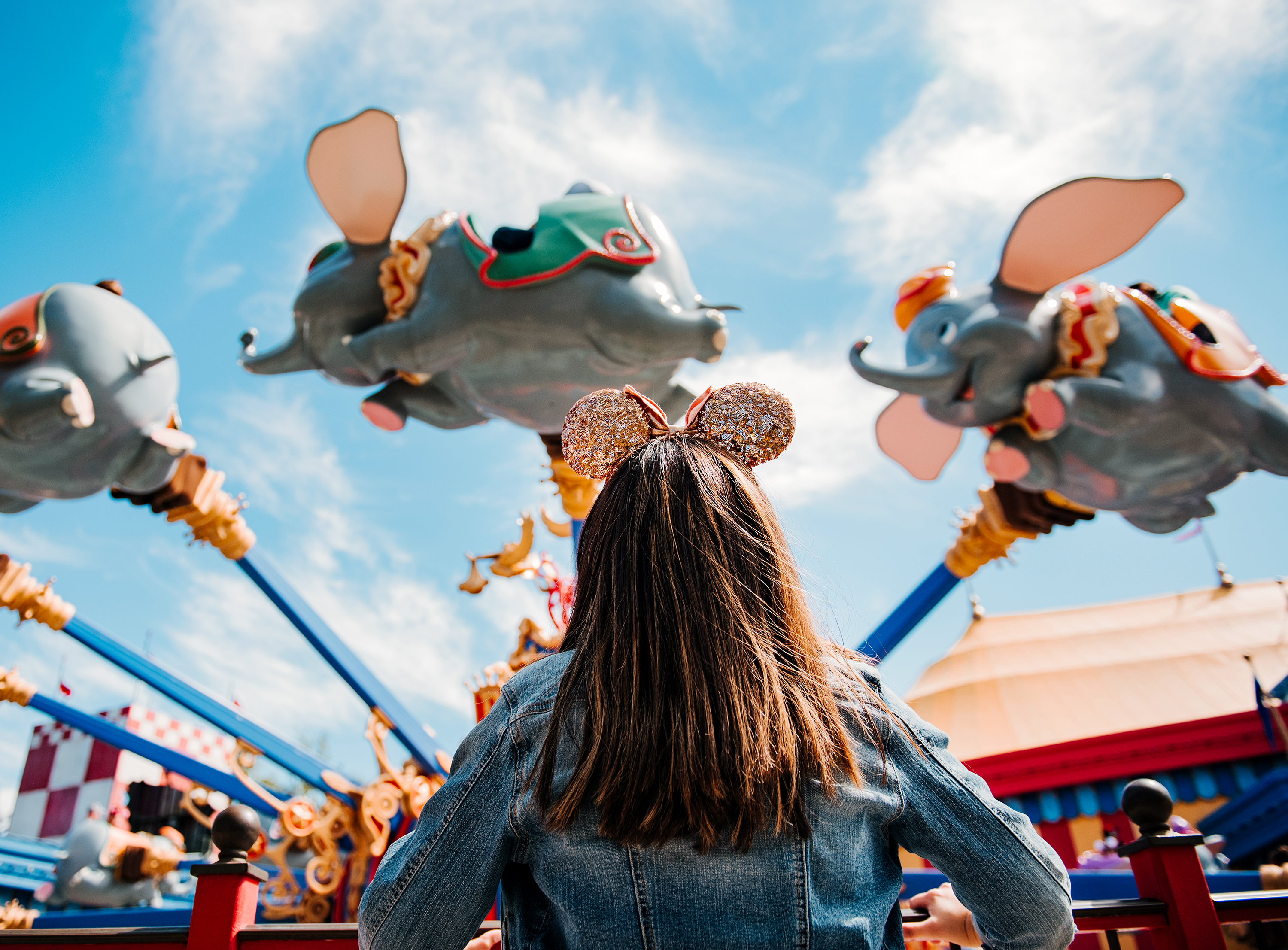 Eine Fahrt mit Dumbo im Park "Magic Kingdom" in der Walt Disney World in Orlando