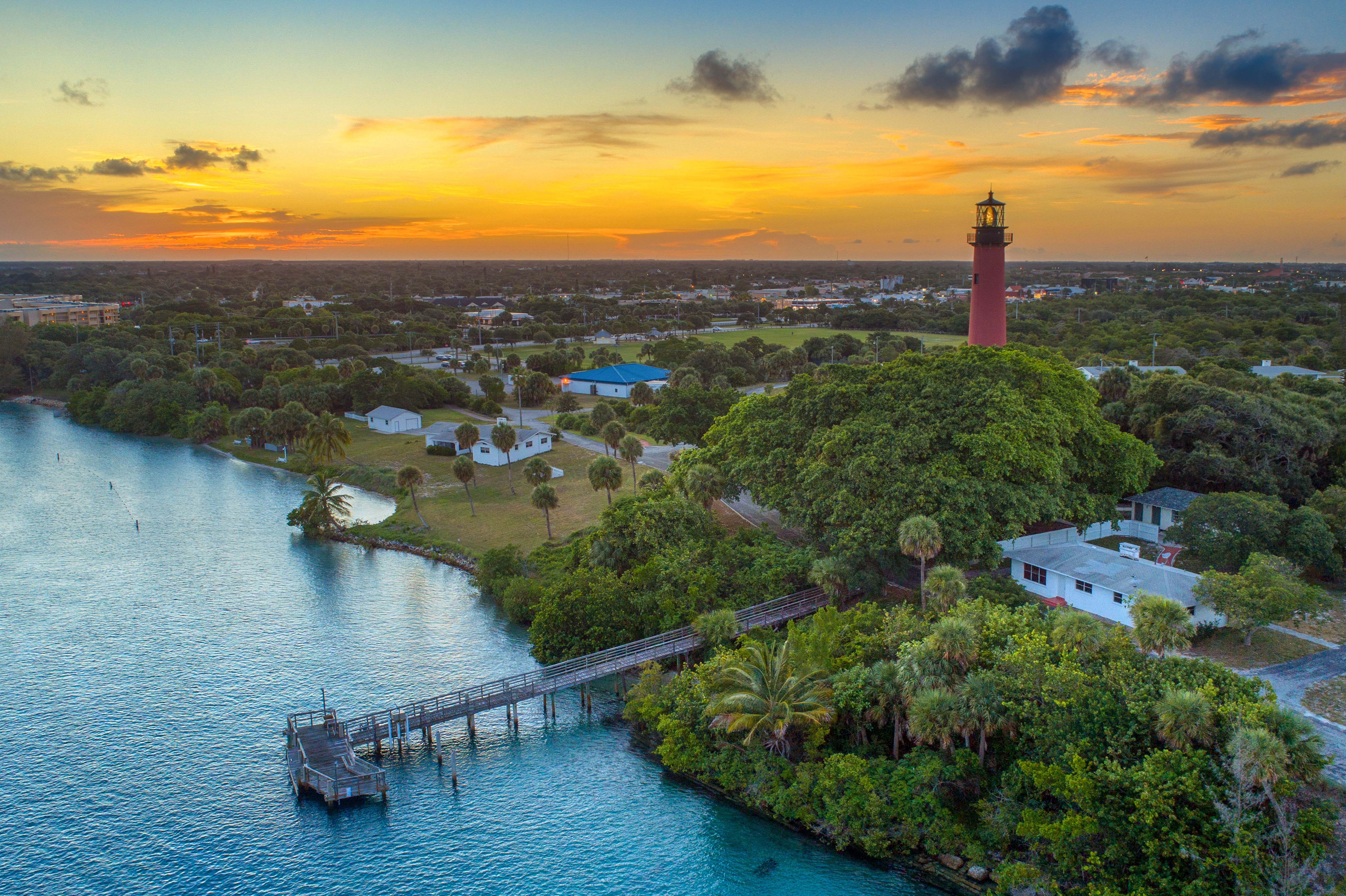 Sonnenuntergang am Jupiter Inlet Lighthouse