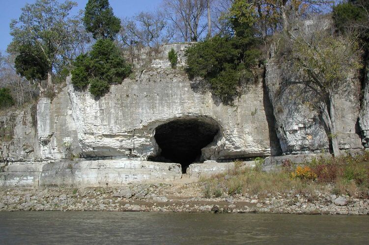 Cave in Rock State Park