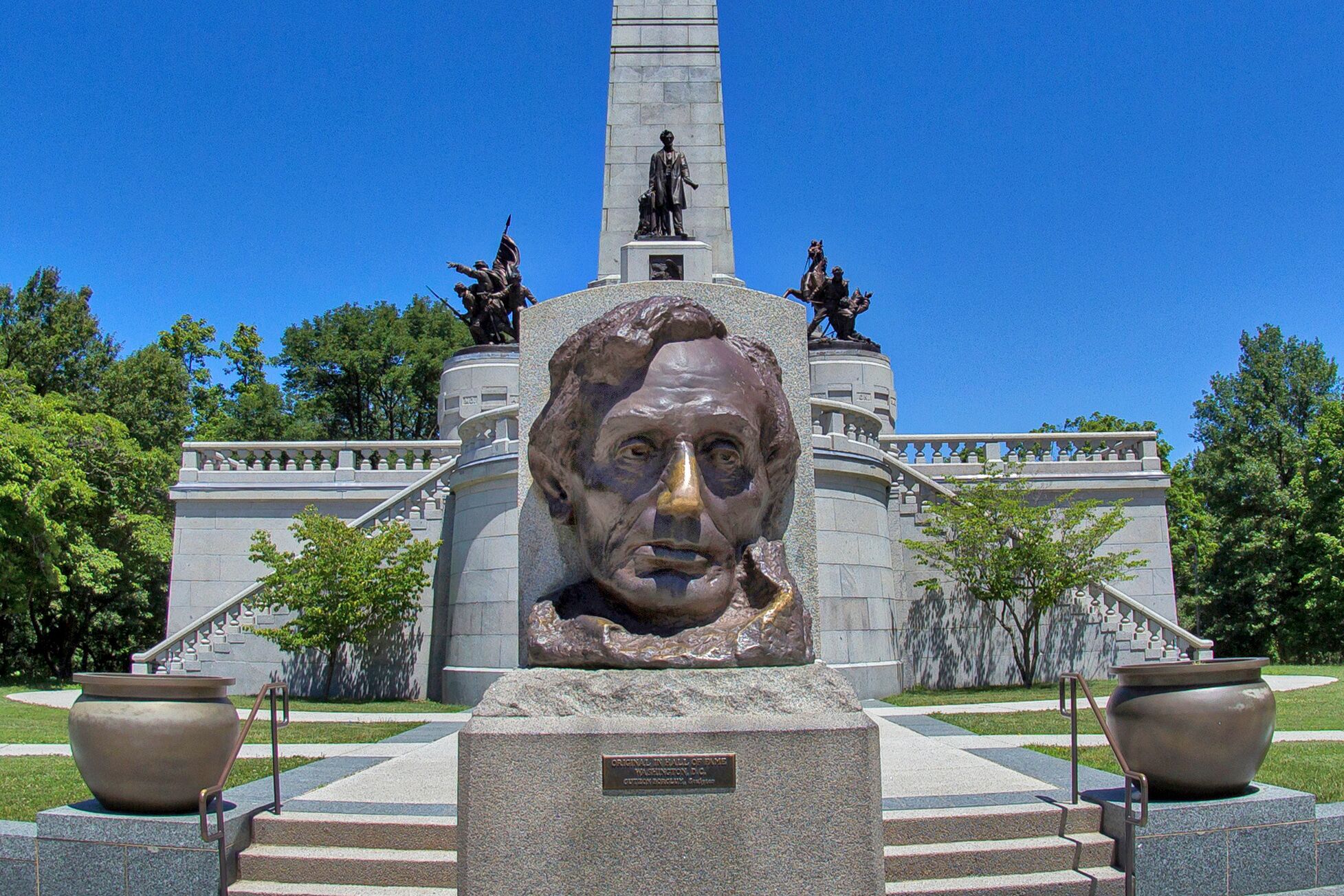 Lincolns Tomb