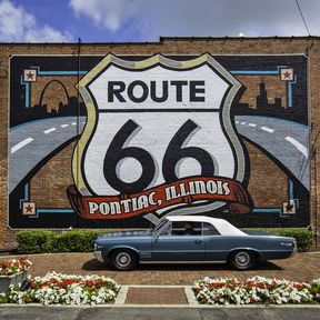 Pontiac Mural Route 66