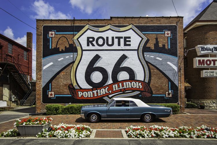 Pontiac Mural Route 66