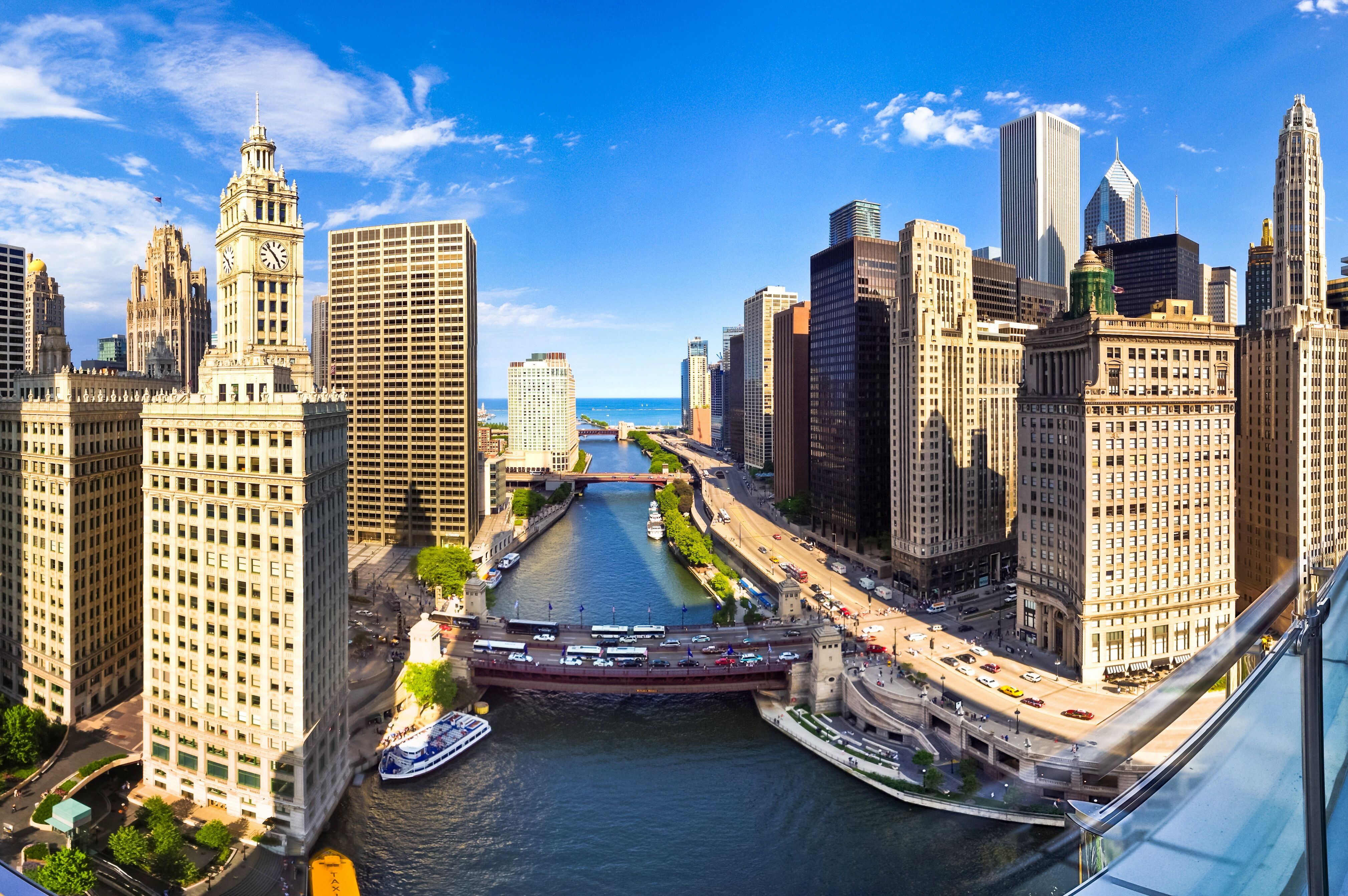 Die MÃ¼ndung des Chicago Rivers in den Lake Michigan