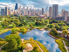 Beeindruckende Drohnenaufnahme der Skyline von Chicago