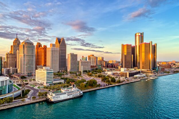 Luftbild von der Skyline Detroits und dem Detroit River