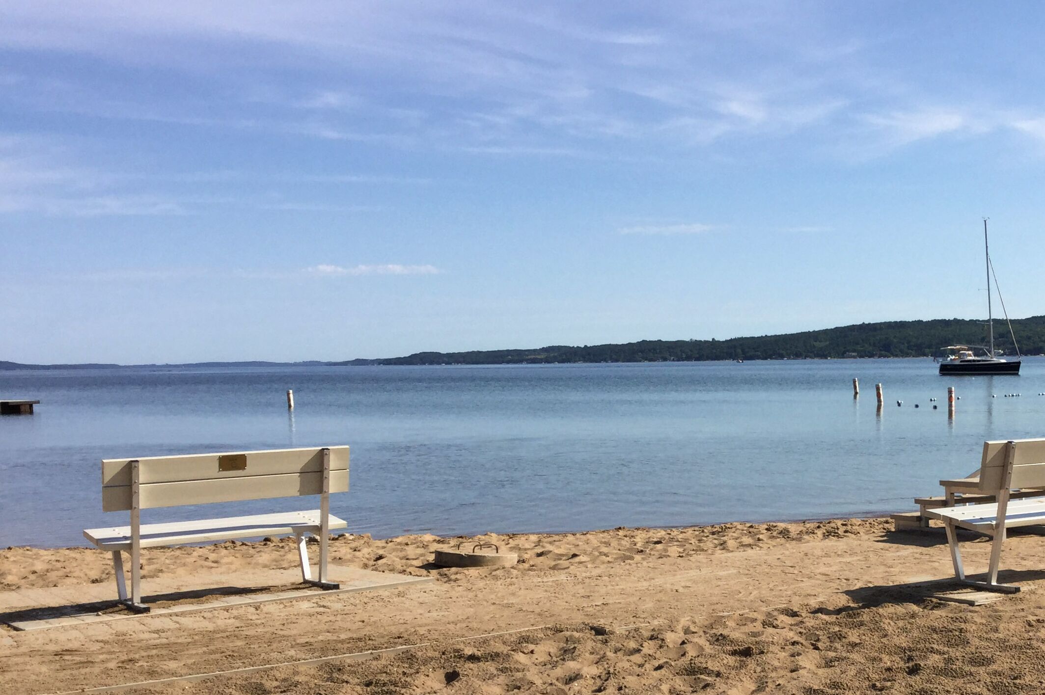 Der Strand Traverse City mit Blick auf den Lake Michigan