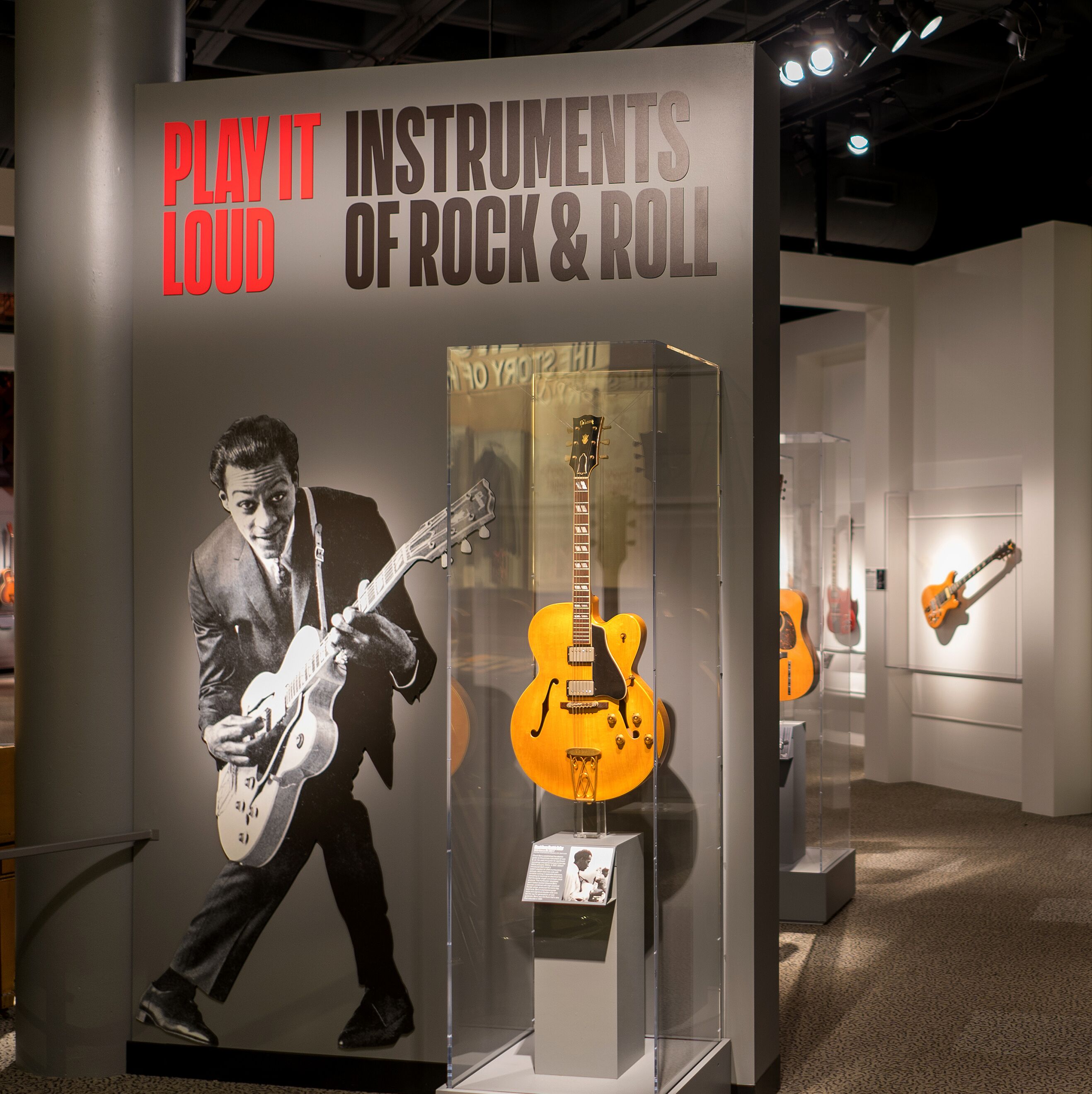 Die Gitarren-Ausstellung in der Rock & Roll Hall of Fame, Cleveland