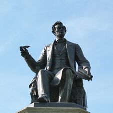 regionen/usa/great-lakes-staaten/pennsylvania/philadelphia/lincoln-statue.cr2478x2476-511x0 regionen/usa/great-lakes-staaten/pennsylvania/philadelphia/lincoln-statue.cr2478x2476-511x0