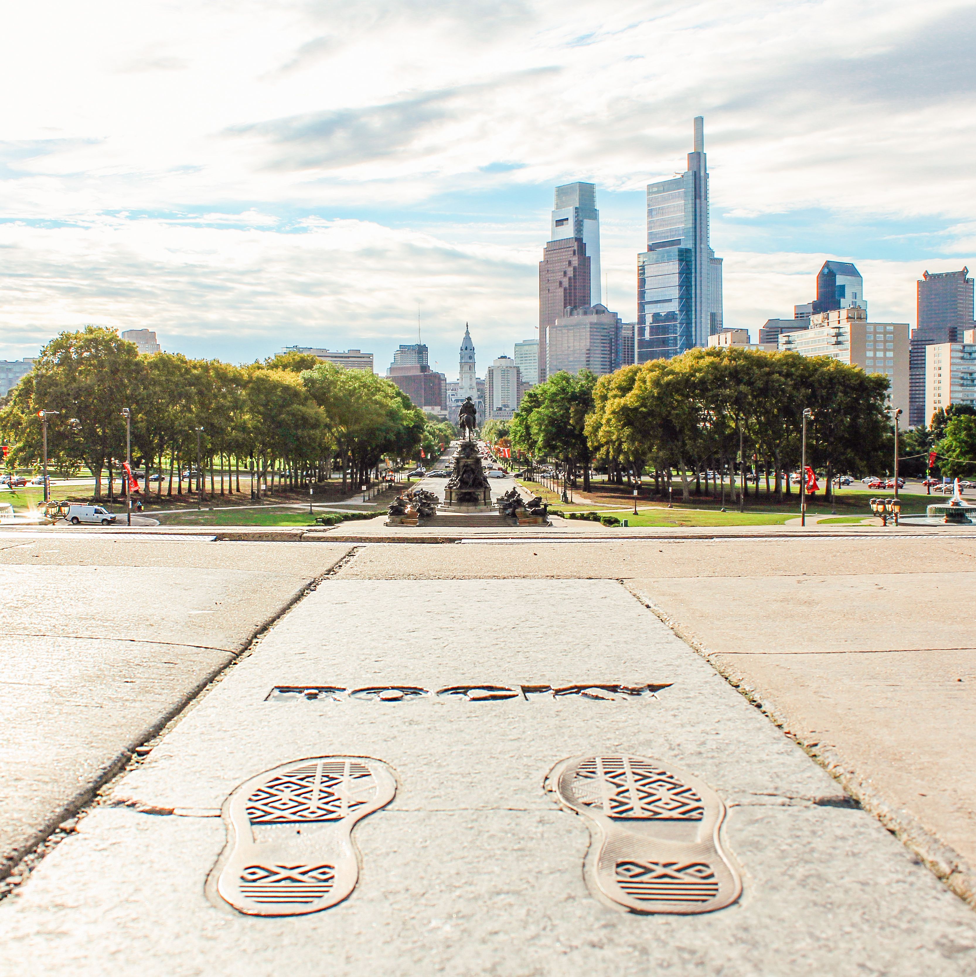 Blick auf die Rocky Steps am Philadelphia Musem of Art in Philadelphia, Pennsylvania