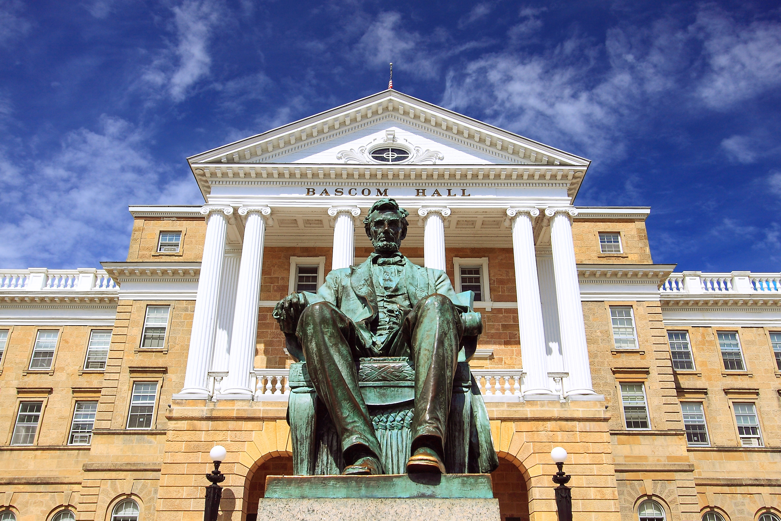 Abraham Lincoln Statue vor der Bascom Hall, Madison, Wisconsin