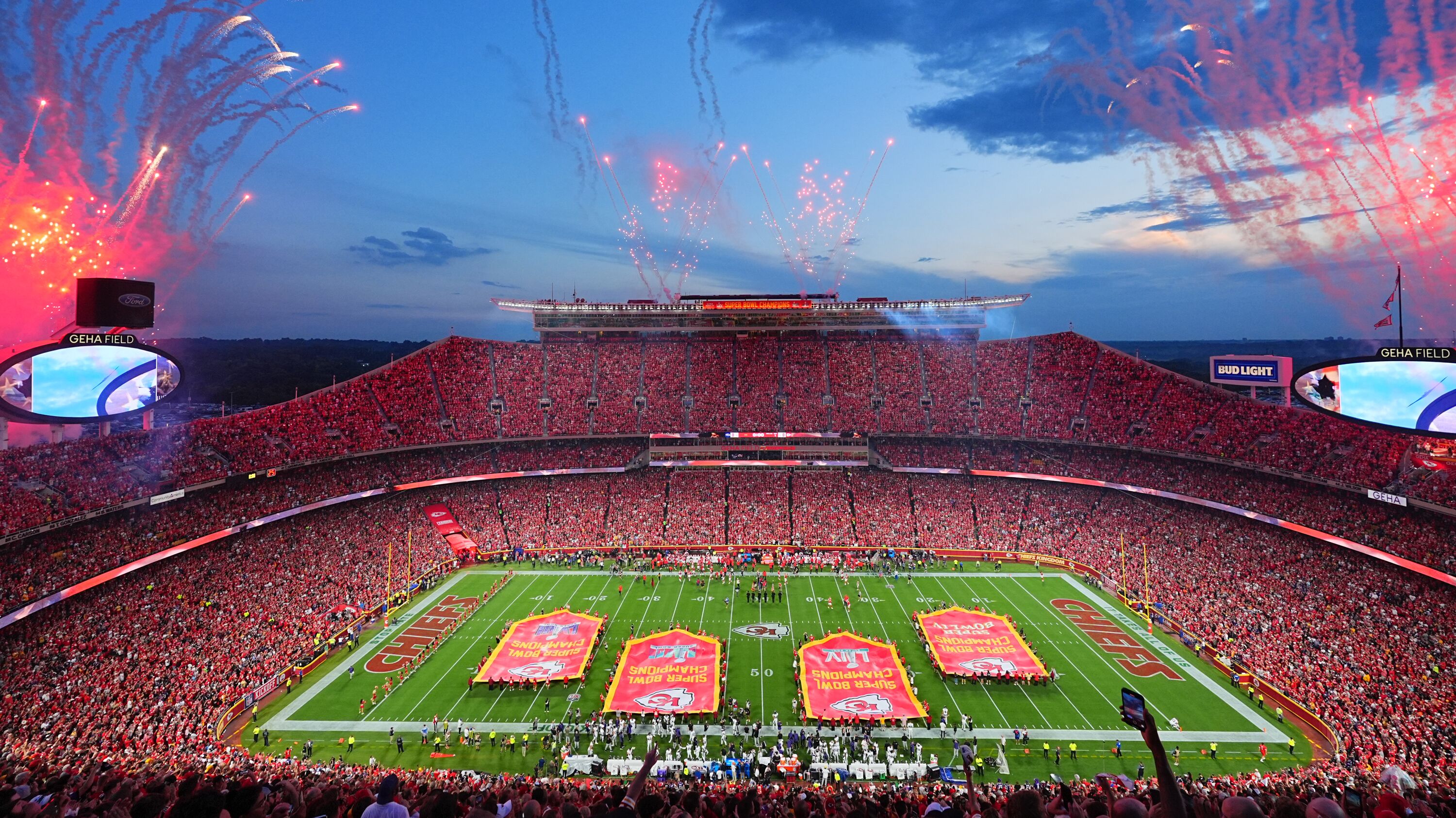 NFL Spiel der Kansas City Chiefs im GEHA Field at ArrowheadStadium NFL Spiel der Kansas City Chiefs im GEHA Field at ArrowheadStadium