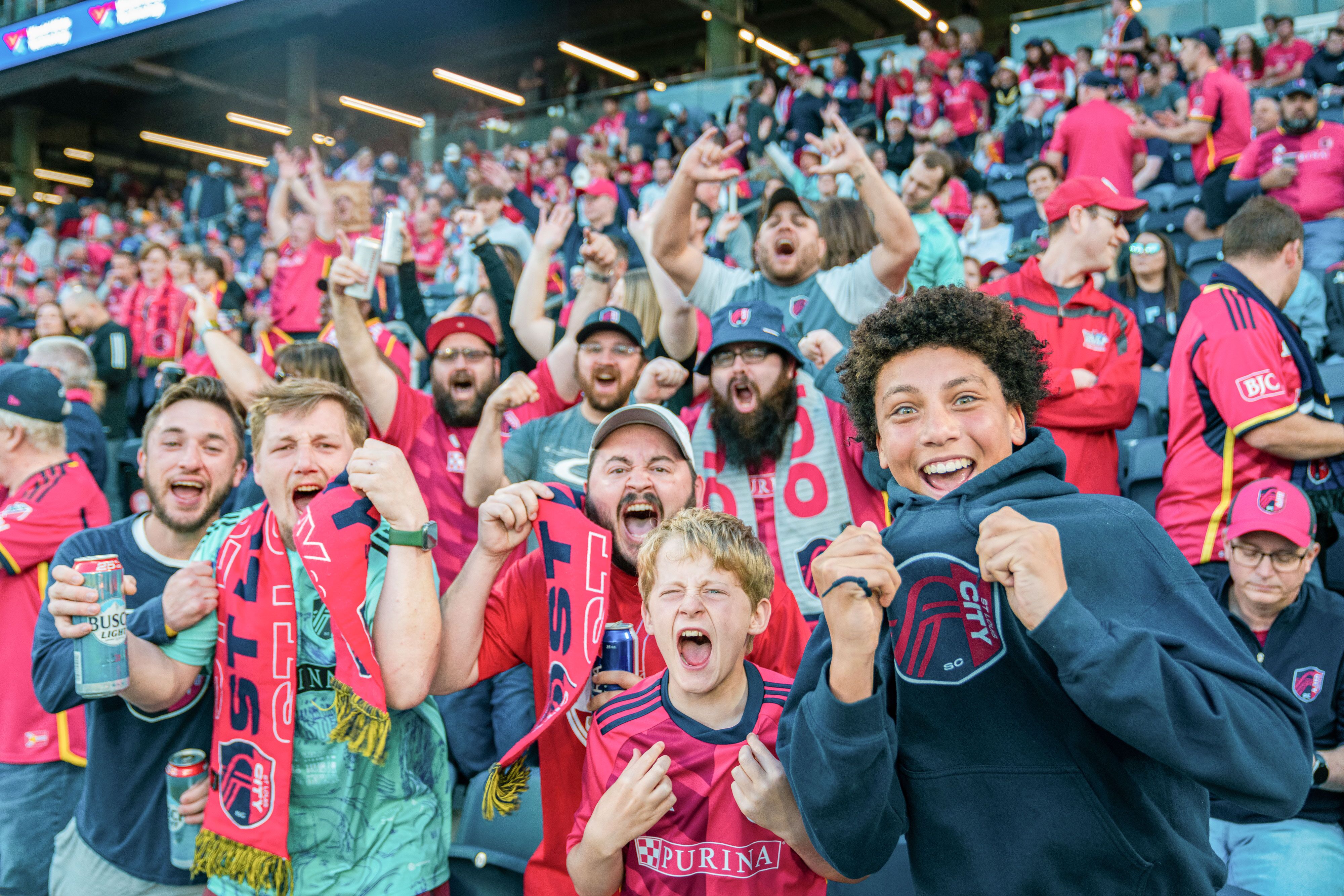 Fans im St. Louis City Soccer Club Fans im St. Louis City Soccer Club