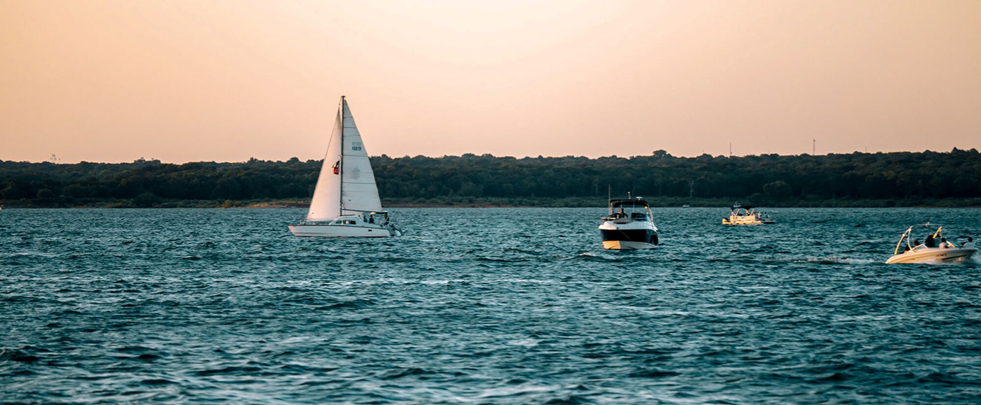 Segelboote auf dem Lake Grapevine