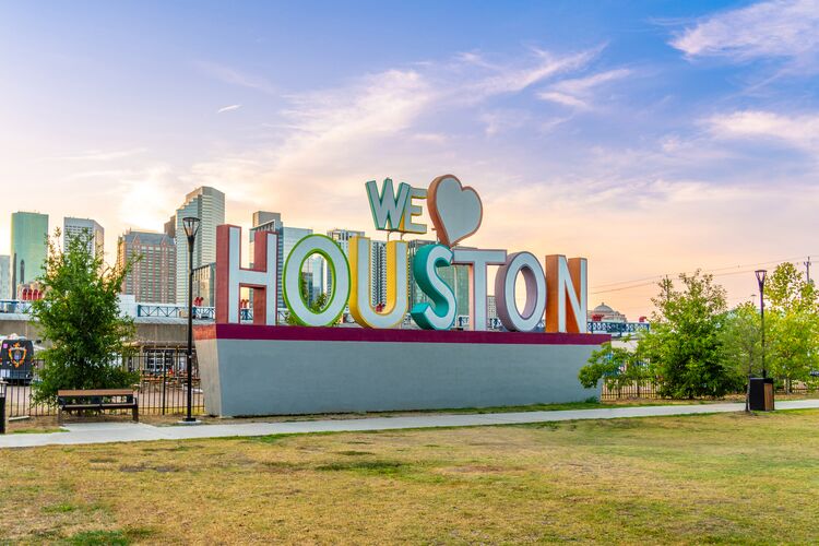 We love Houston - Vor der Skyline von Houston