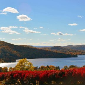 Indian Summer am Lake Waramaug