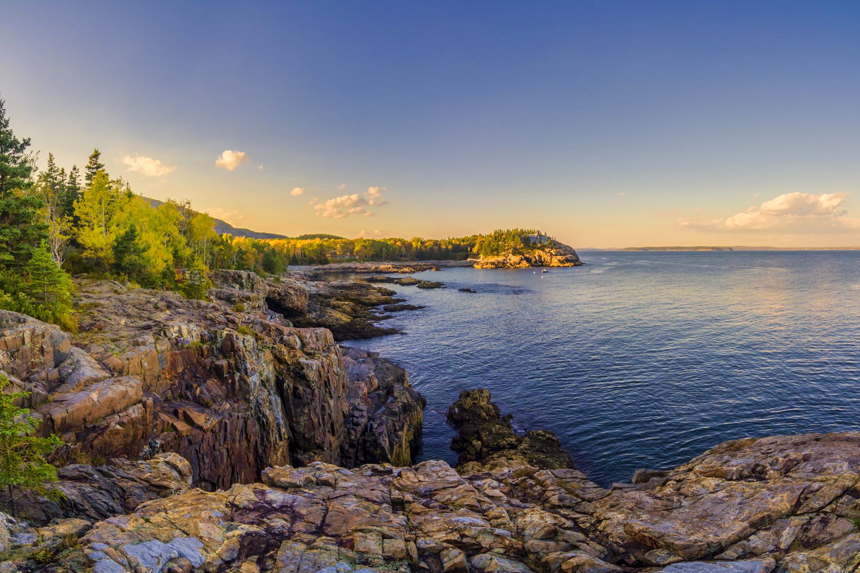 Spektakuläre Küstenkulisse im Acadia National Park