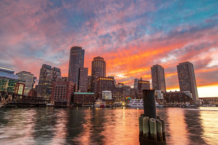 Blick auf den Hafen von Boston in Massachusetts