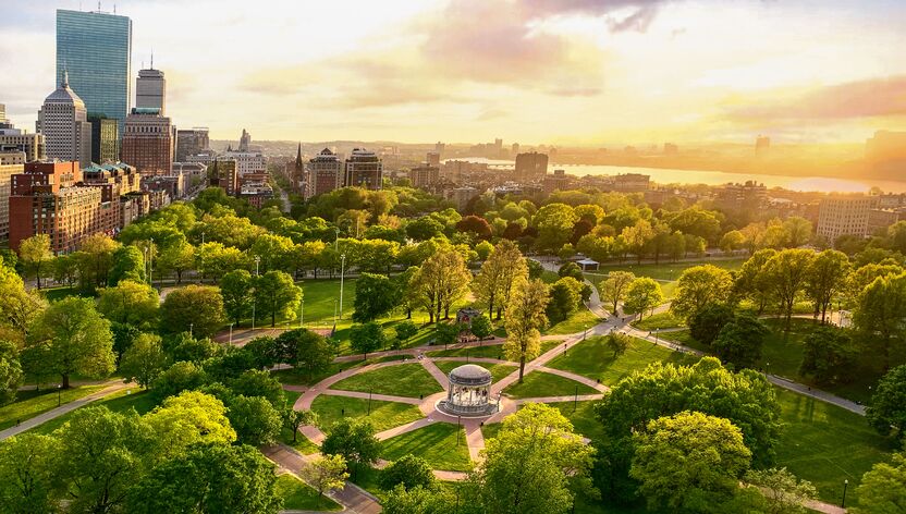 Blick auf Boston im Sonnenuntergang