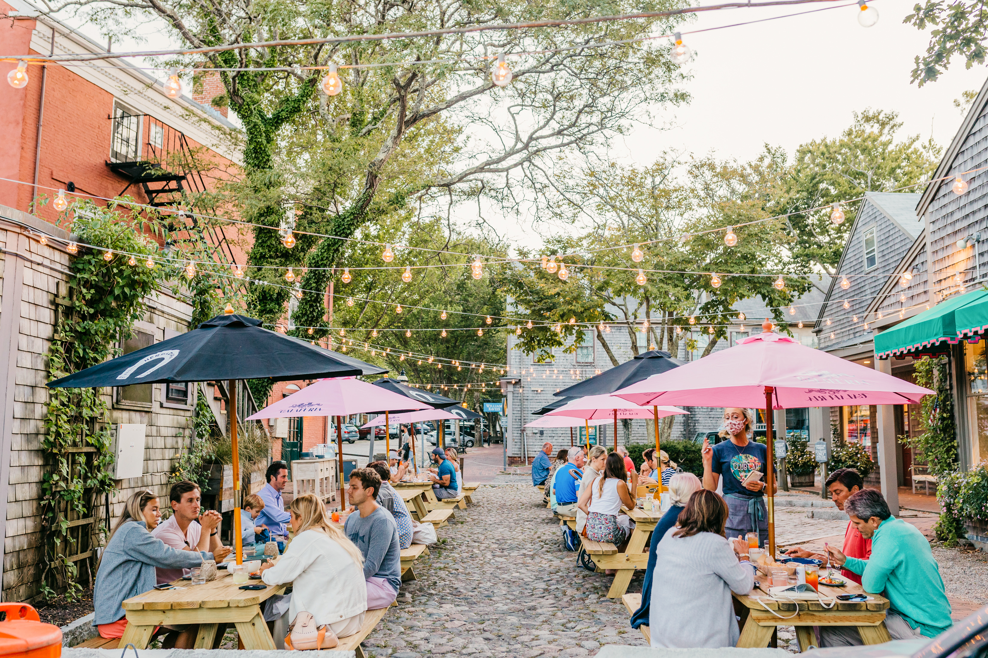 Ein Outdoor-Dining Restaurant in Nantucket