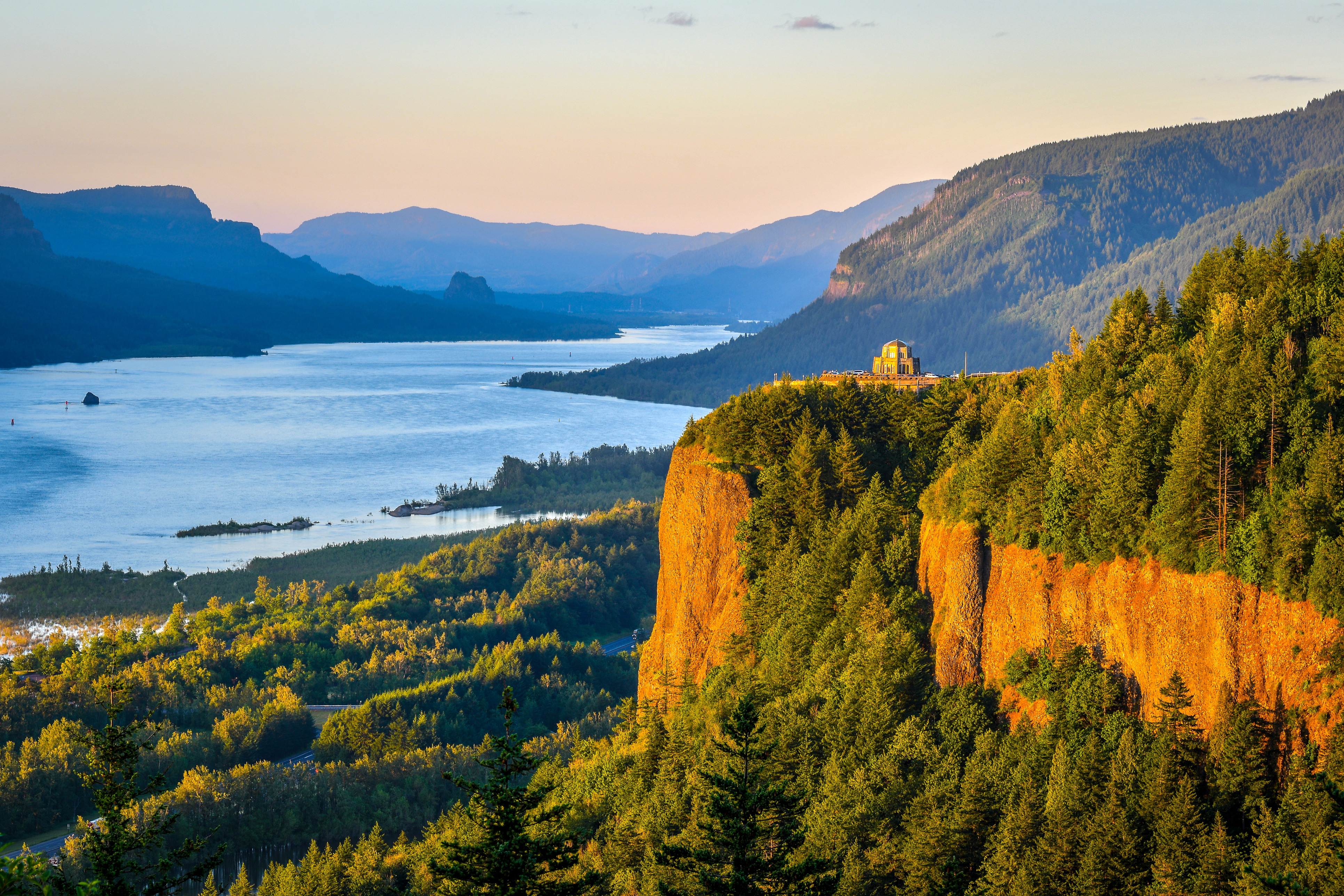 Sonnenuntergang am Columbia River Gorge