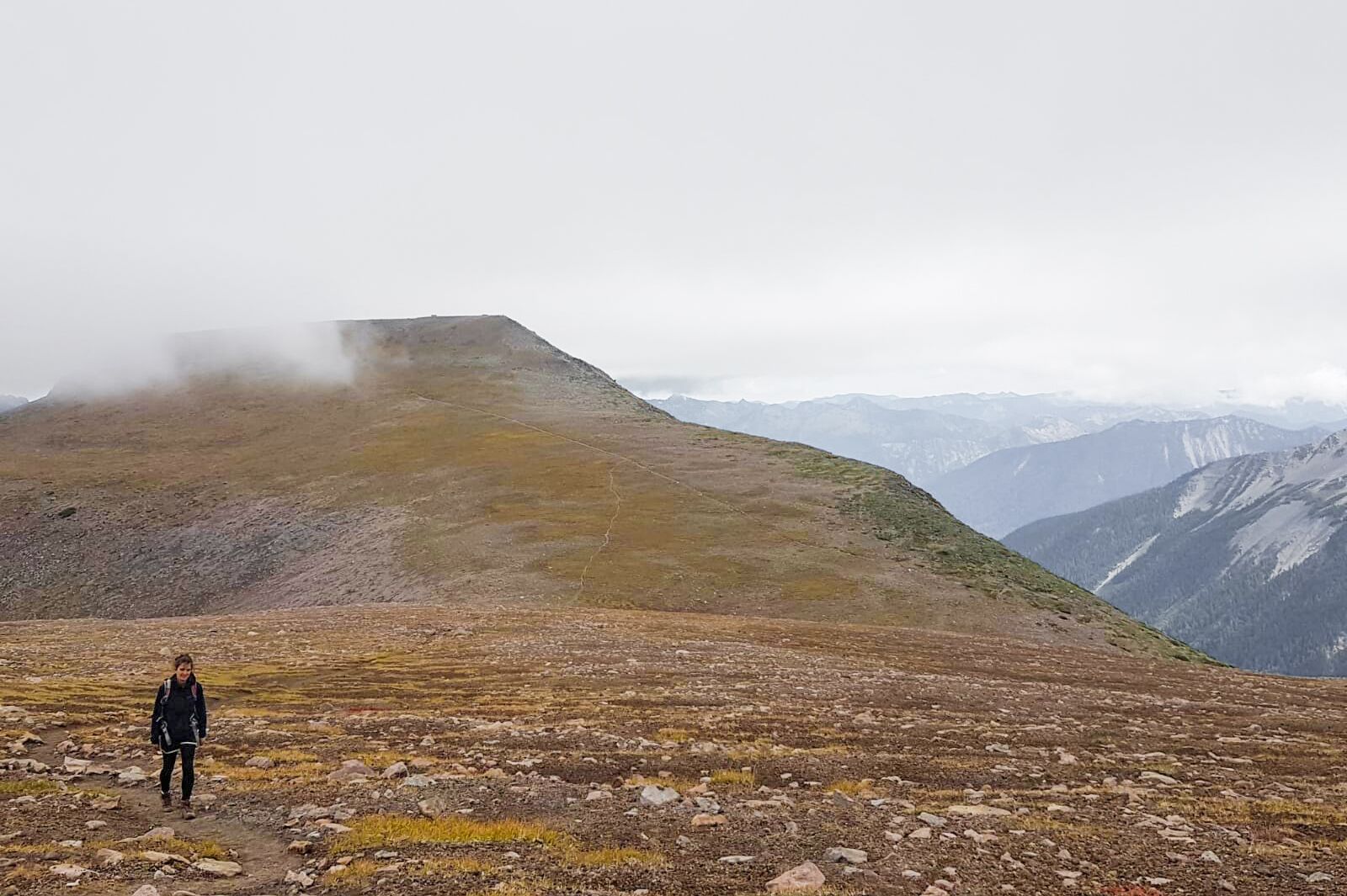 CANUSA-Mitarbeiterin Sabrina Gronwald auf dem Burroughs Mountain in Washington