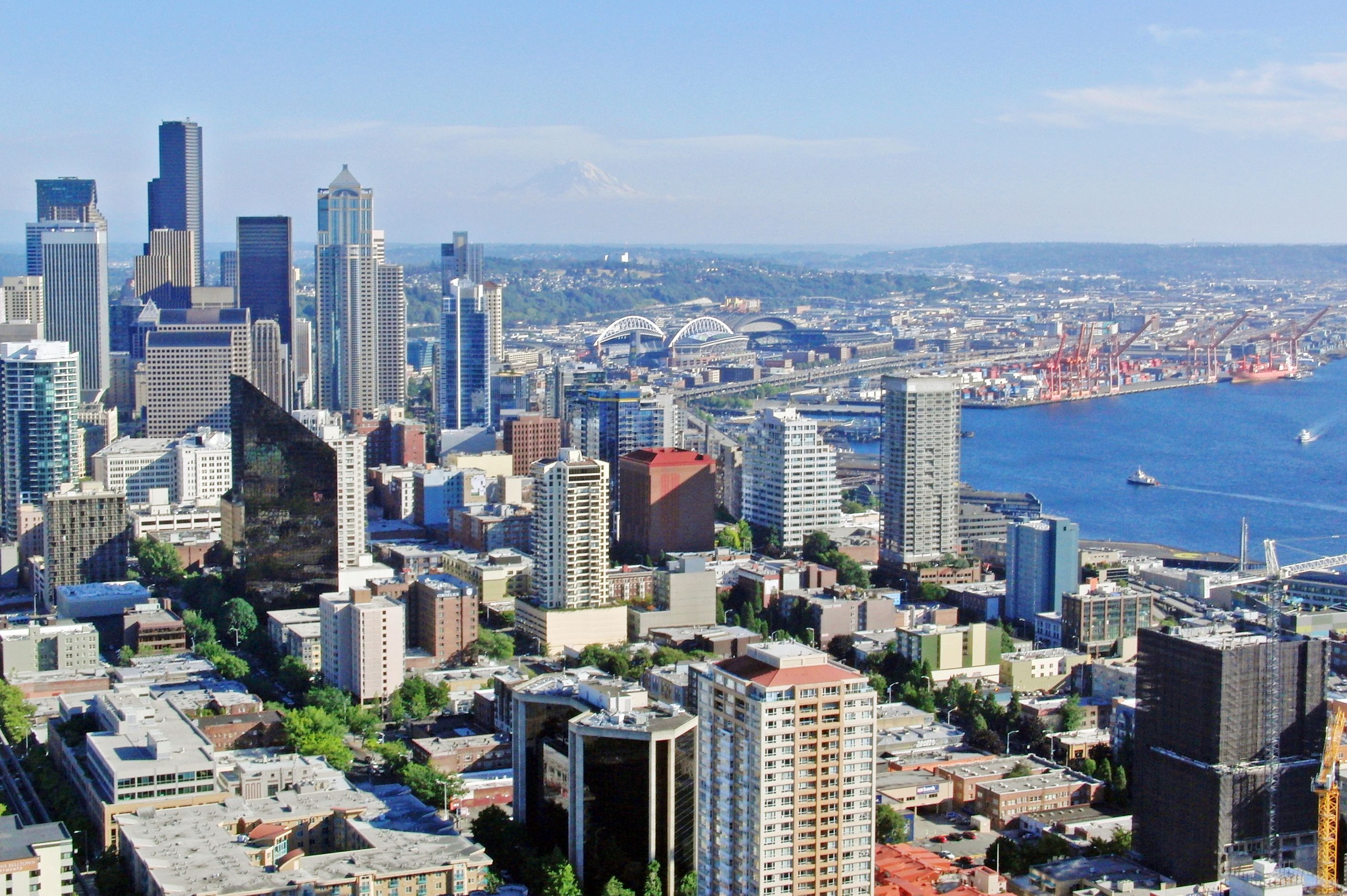 Blick von der Space Needle auf Seattle