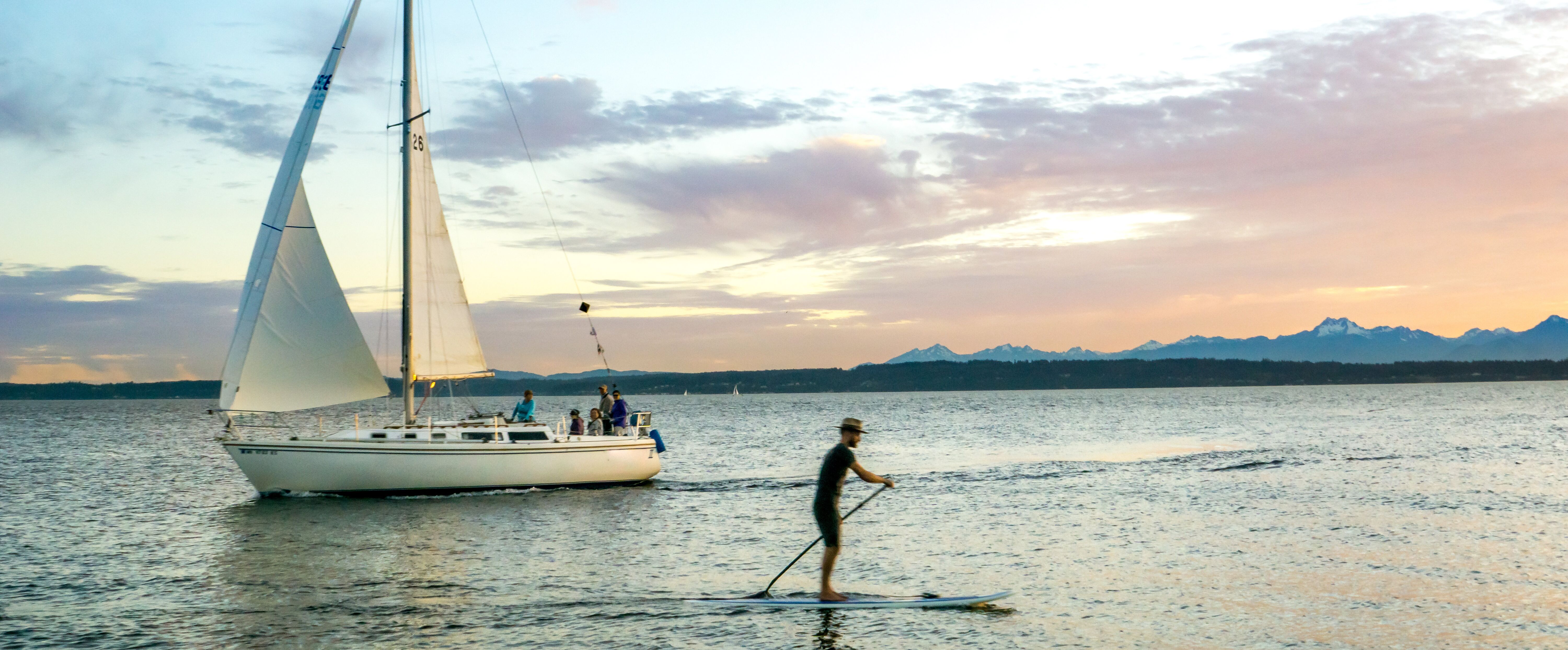 Wassersport vor dem Golden Gardens Park in Ballard