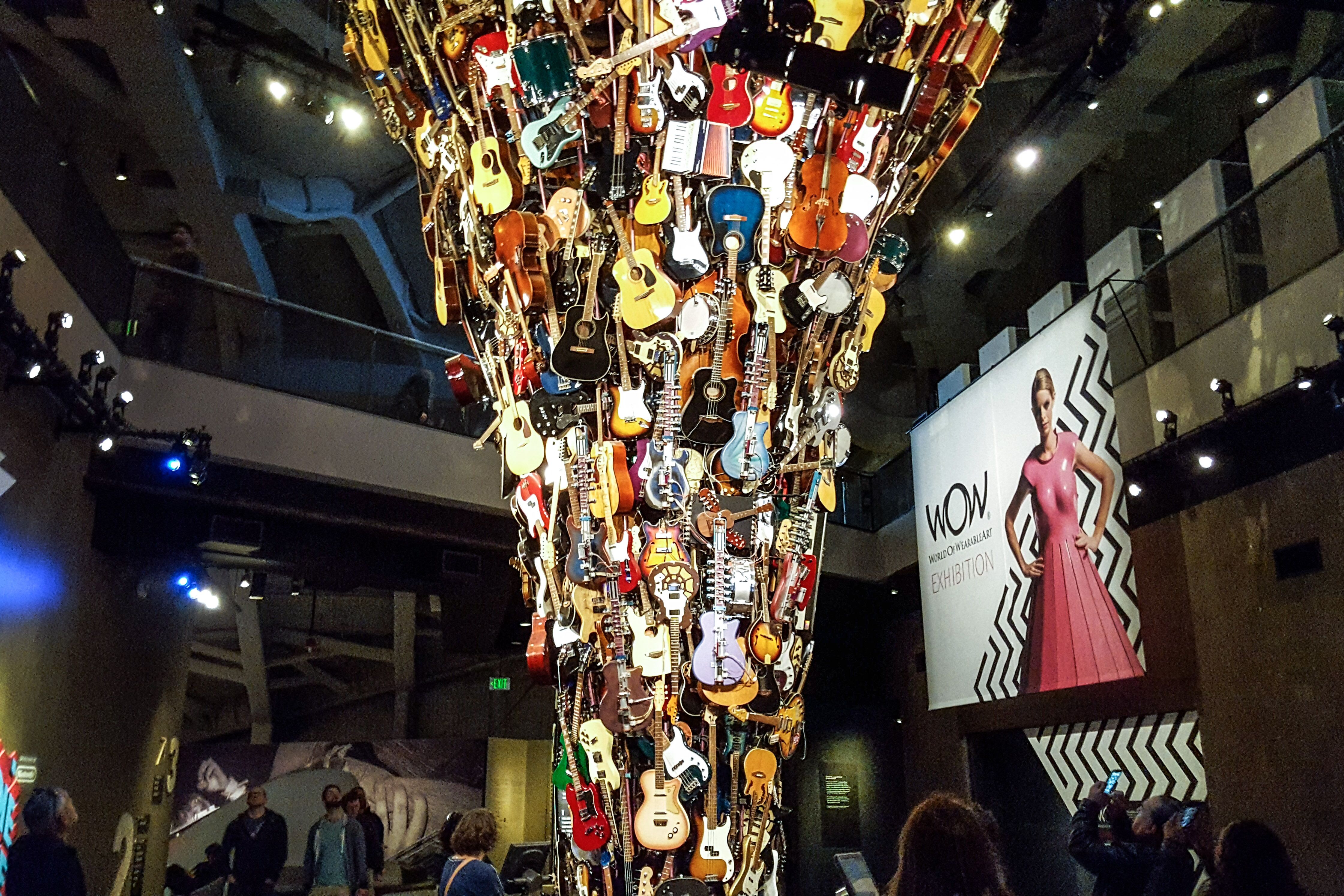 Impressionen des Experience Music Project Museum in Seattle